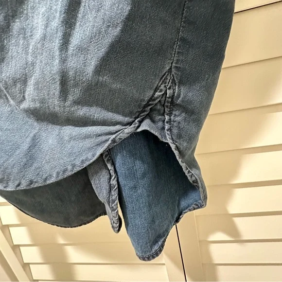 Madewell Denim Button Up Shirt - Picture 6 of 8